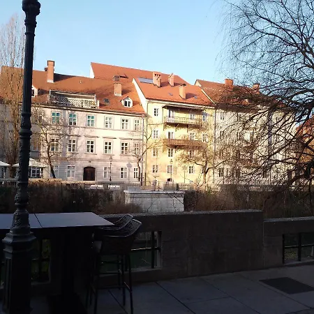 The Hotel 4*