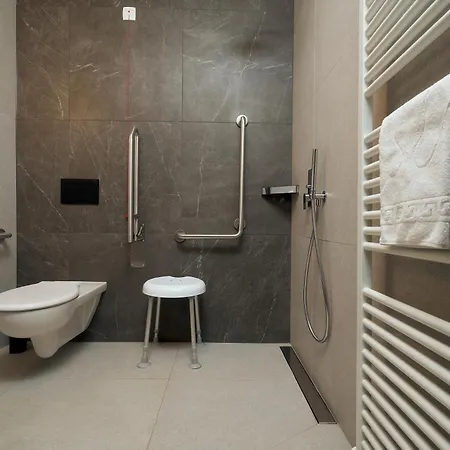 The Hotell 4*